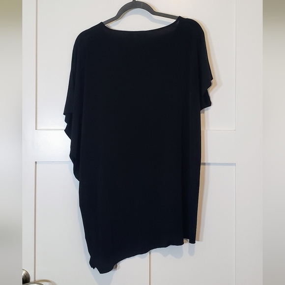 Chico's Side Ruched Black Stretch Tunic Short Sleeve Asymetrical Raw Hem Size 2 - Picture 11 of 13
